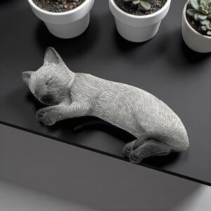 Signed Vtg 1988 Sandicast “Sleeping Siamese Blue Chopstick” #S38 by Sandra Brue